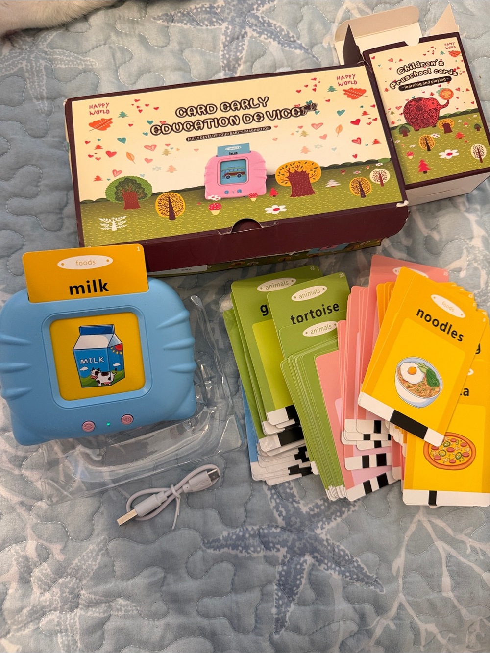 Blue Kids Learning Flash Card Player with Vocabulary Cards
